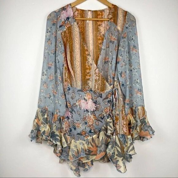 Free People x Revolve Magic Hour Wrap Top Baby Blue Ruffle Bell Sleeve Size XS - Picture 3 of 8